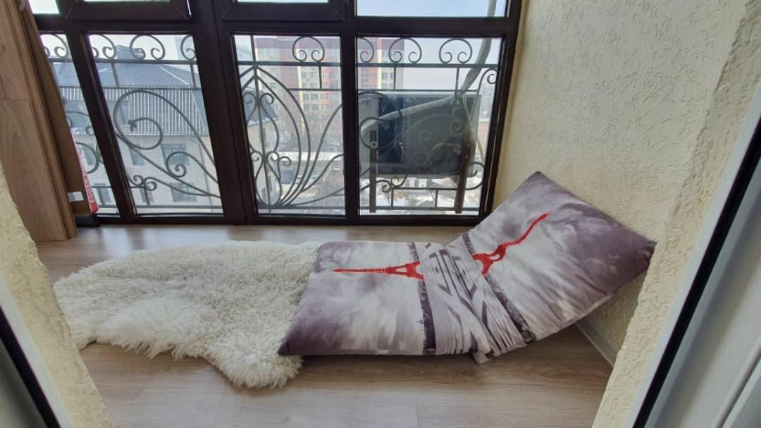 Apartment With Panoramic View In The Center Bishkek Exterior foto