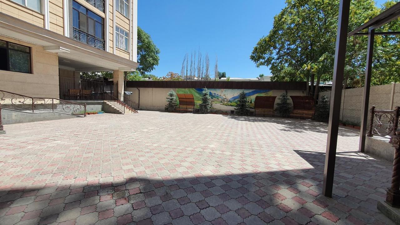 Apartment With Panoramic View In The Center Bishkek Exterior foto